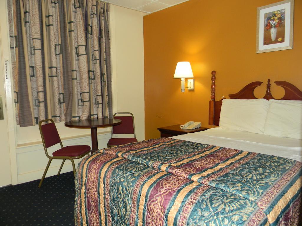 Fairfax Motel โรโนคแรพิดส์ ห้อง รูปภาพ